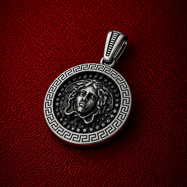 Oksitli Medusa Kolye Ucu