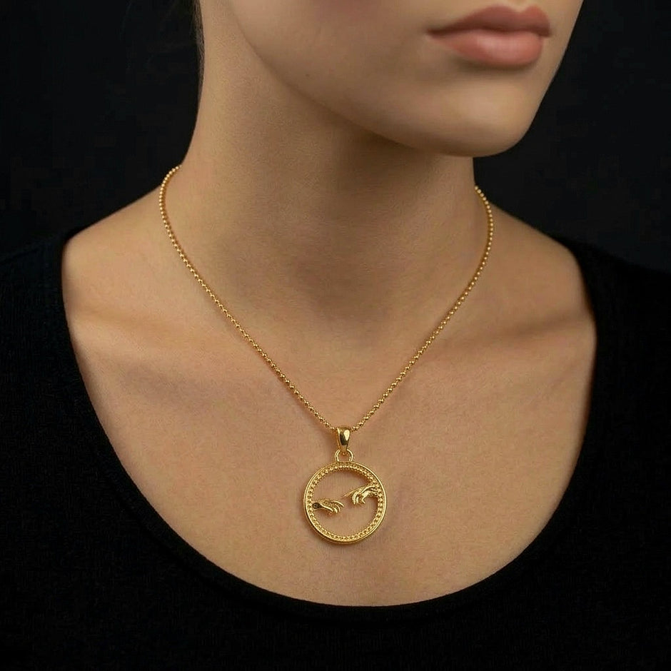 925 Ayar Gümüş Altın Kaplama Adem'in Yaratılışı Kolye