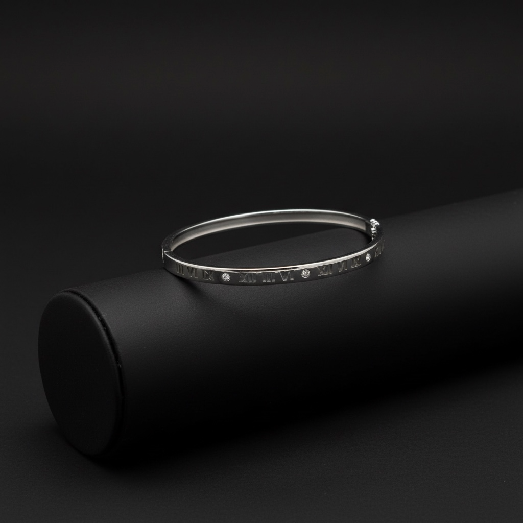 Roma Rakamı Motifli Zirkon Taşlı Şık Gümüş Bileklik 925