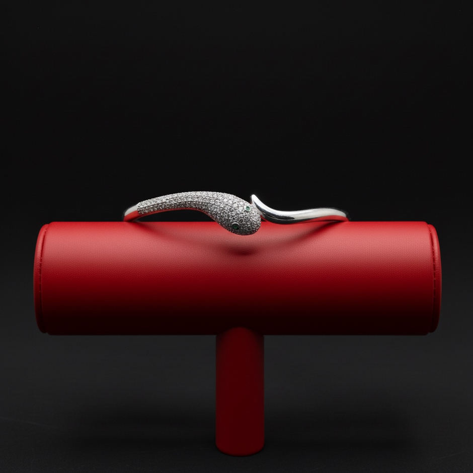 Yılan Figürlü Zirkon Taşlı Şık Gümüş Bileklik