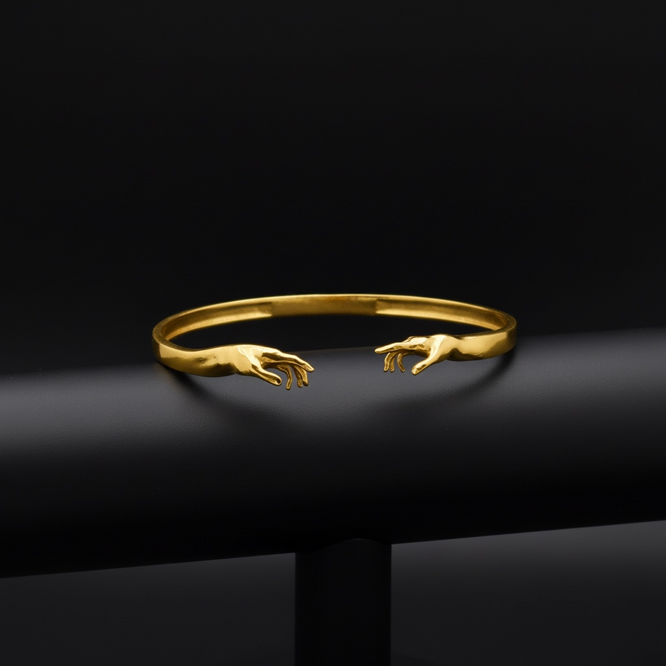 Kavuşan Eller 925 Ayar Gümüş Bileklik