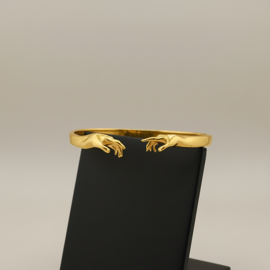 Kavuşan Eller 925 Ayar Gümüş Bileklik